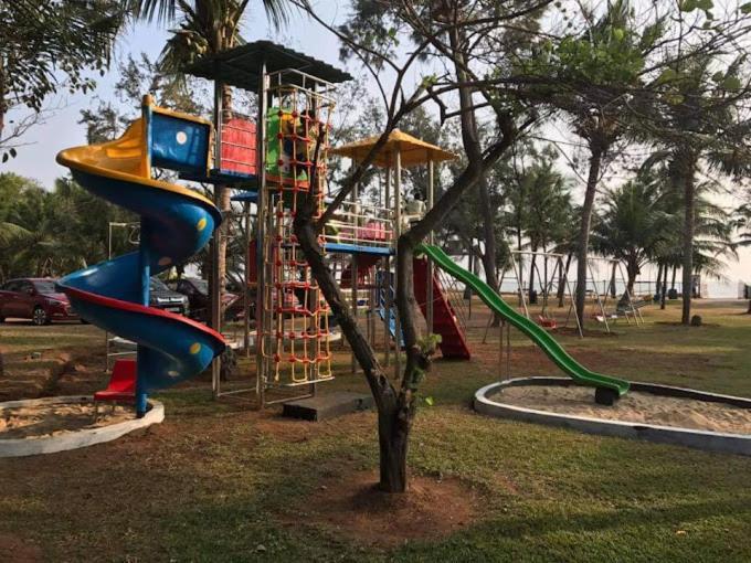 Sea Breeze Beach Resort 마하발리푸람 외부 사진