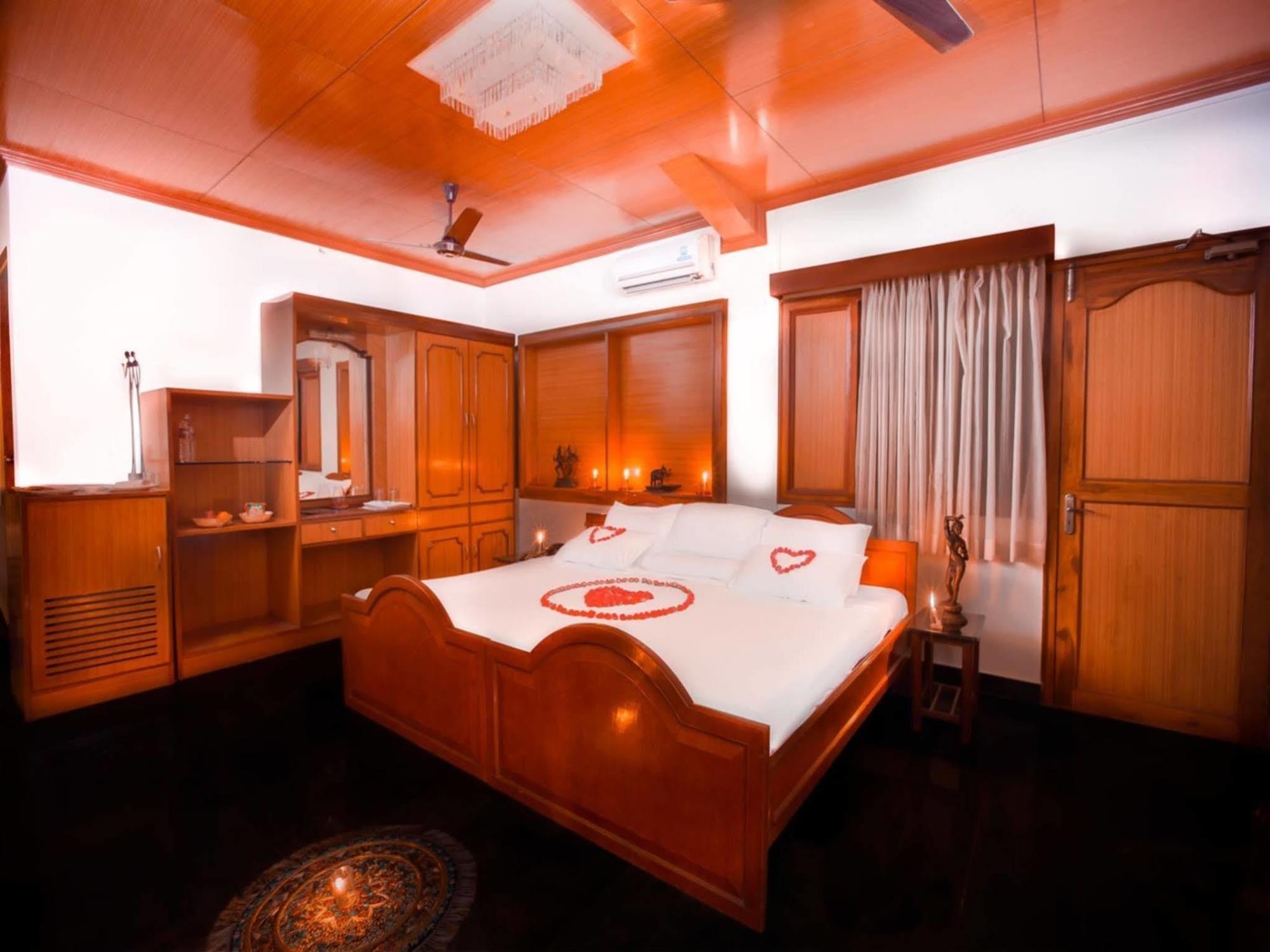 Sea Breeze Beach Resort 마하발리푸람 외부 사진
